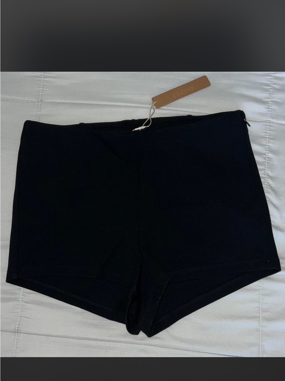 NWT skims essential high waisted hot pants size medium.